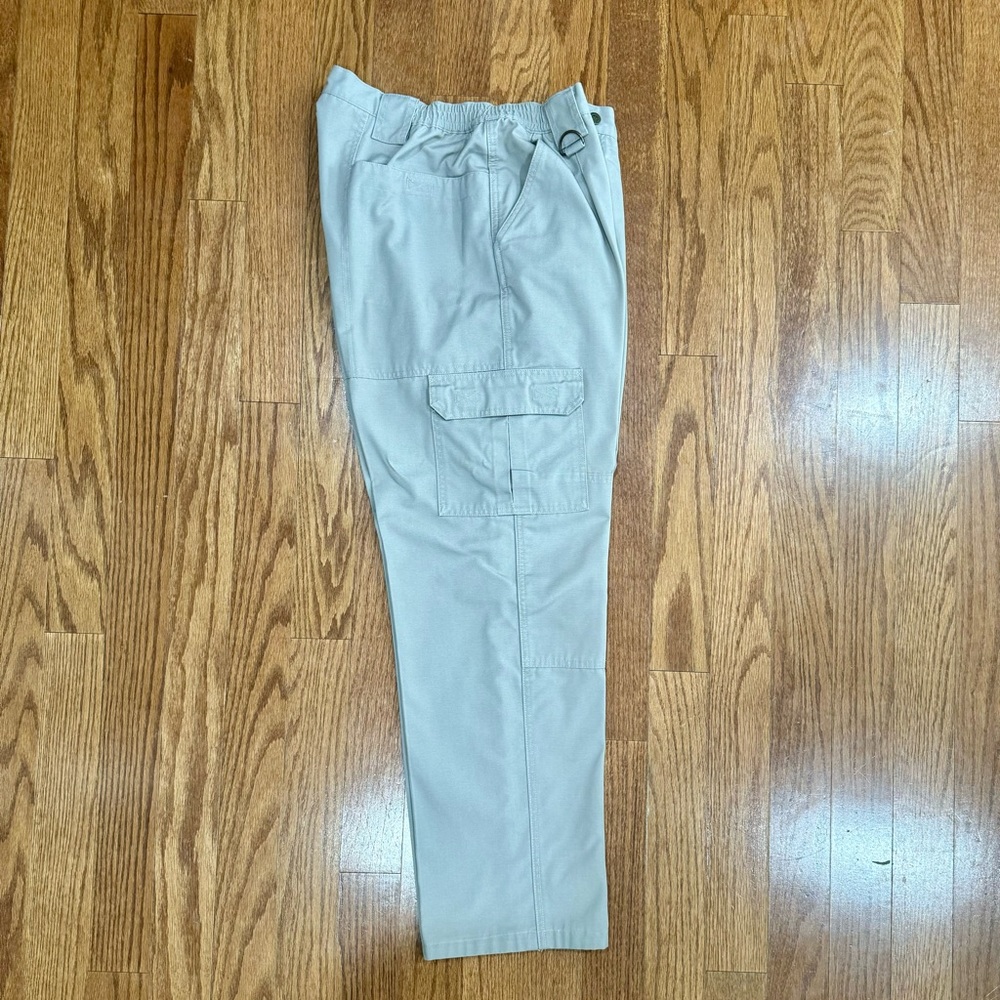 Propper, Mens tactical cargo pants.